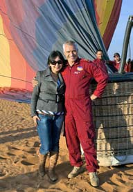 Камиля Иманбаева и Питер Коллар, директор Balloon Adventures Dubai