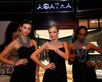 Agatha Paris
