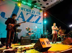 Дубайский международный джаз-фестиваль (Skywards Dubai International Jazz Festival SDIJF)