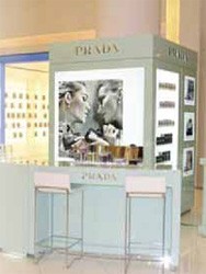 Prada в Paris Gallery