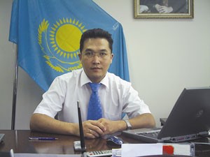 Генеральный консул Казахстана в ОАЭ Расул Жумалы