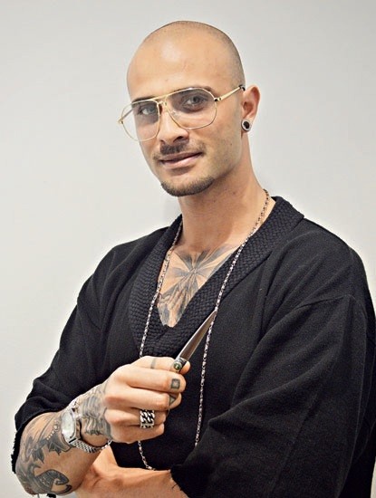 стилист СИМОН (Simone)