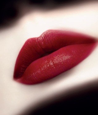 GIORGIO ARMANI BEAUTY 