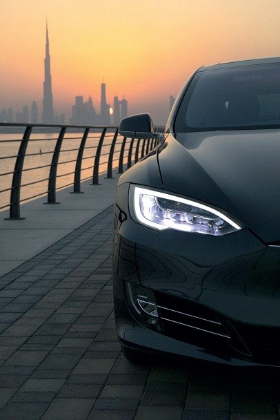 TESLA MODEL S 100D