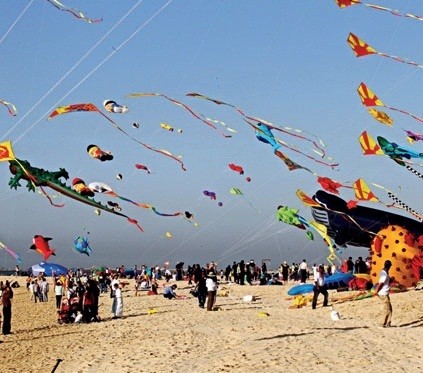 фестиваль воздушных змеев Dubai International Kite Fest