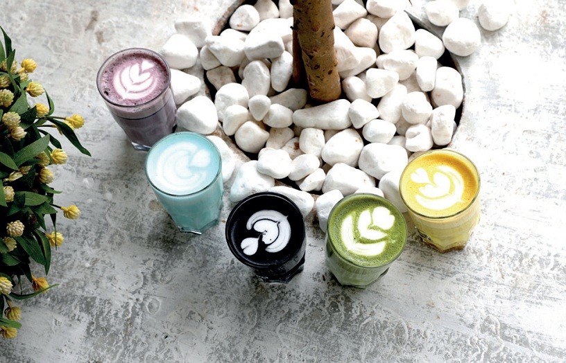 Rainbow Selection – разноцветная коллекция латте в Secret Garden, L'ETO CAFFE Dubai