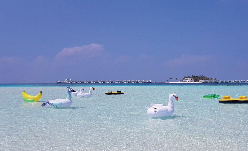 пятизведочный курорт LUX* North Male Atoll