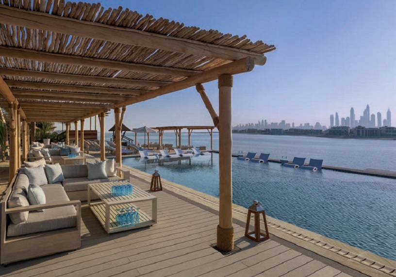 WHITE Beach отелm Atlantis The Palm