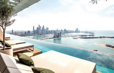 AURA SKY POOL LOUNGE