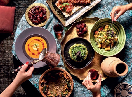 Rüya Dubai – известный ресторан анатолийской кухни, отмеченный в гиде Michelin как Selected Restaurant. 