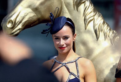 Dubai Racing Carnival: Fashion Friday