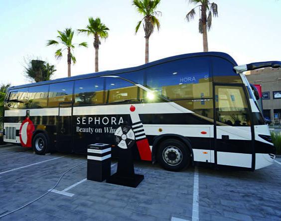 Sephora проект Sephora Beauty on Wheels