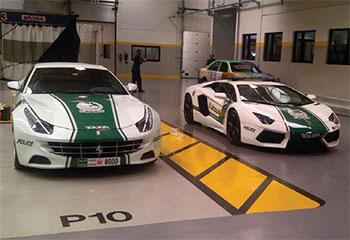 Вслед за "Lamborghini" к патрулированию улиц дубая приступят спорткары "Ferrari" 